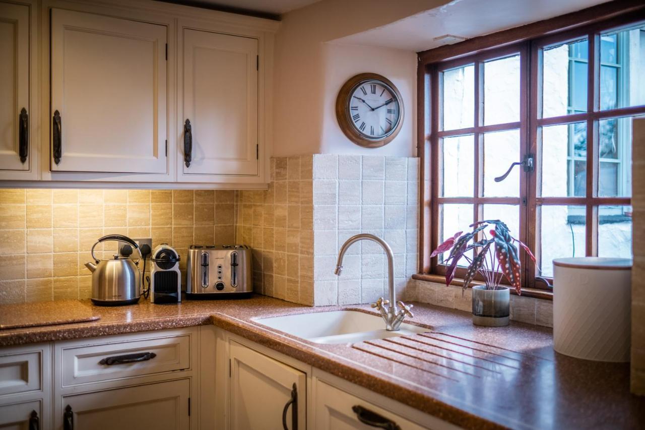 Villa Beautiful Grade 2 Listed Building - West Wing Bowness-on-Windermere Exterior foto